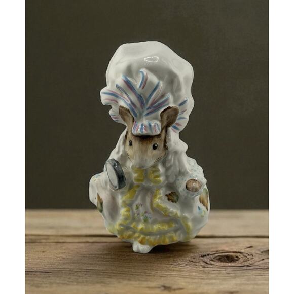 Vintage Beatrix Potter Beswick "Lady Mouse" Porcelain Figurine F. Warne Co. - Picture 1 of 10